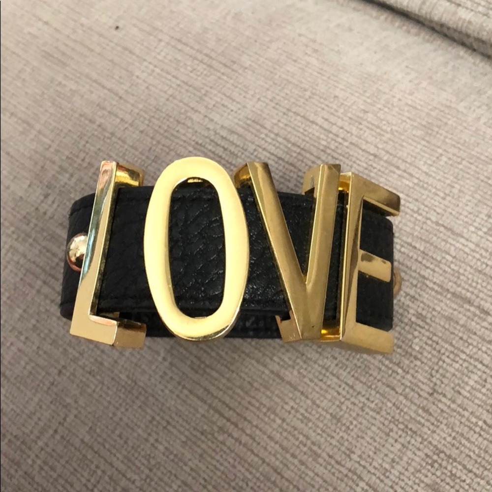 BCBG CUFF BRACELET